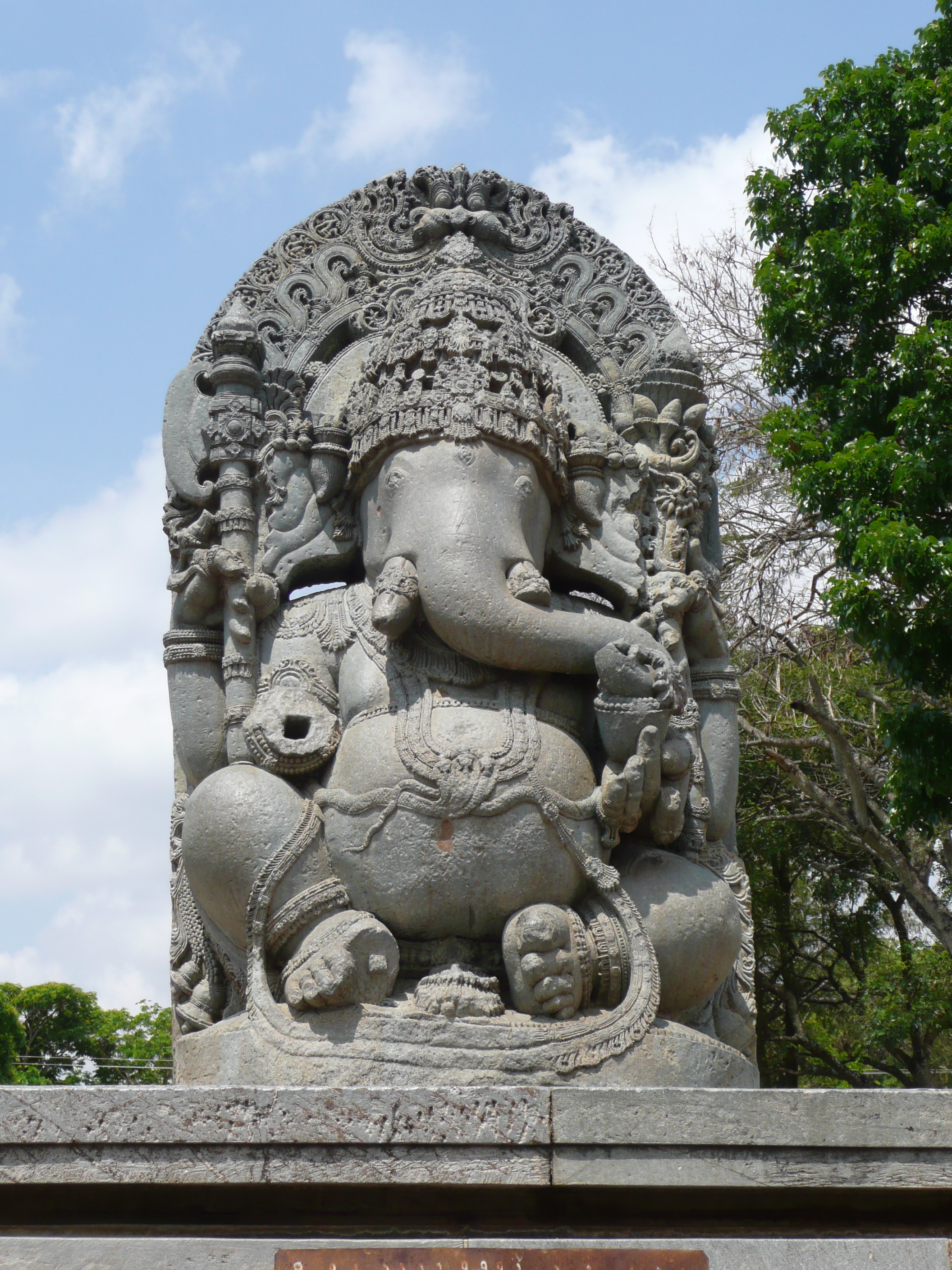 Ganesha statue